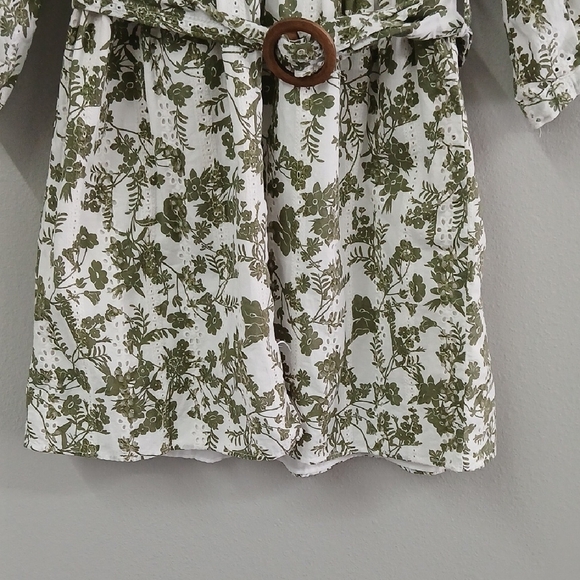 Zara White and Green Floral Blouse - Picture 3 of 9